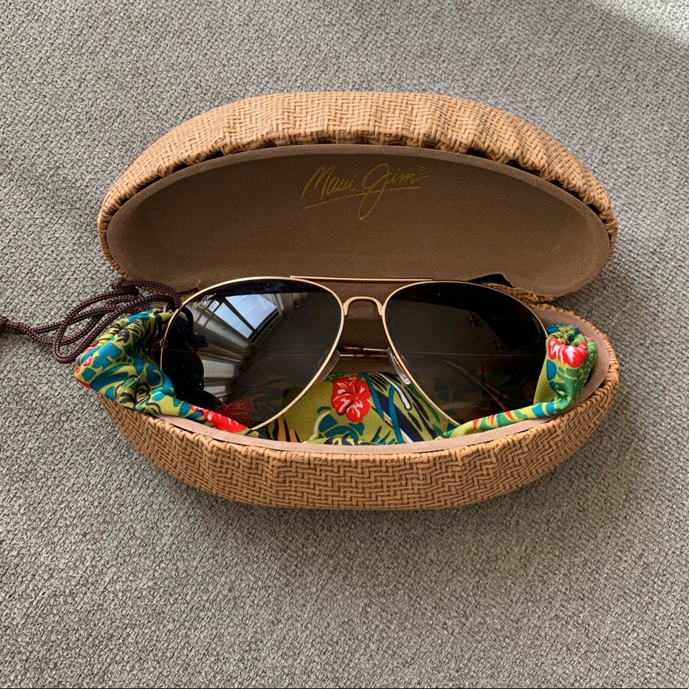 Maui Jim polarized sunglasses. Unisex